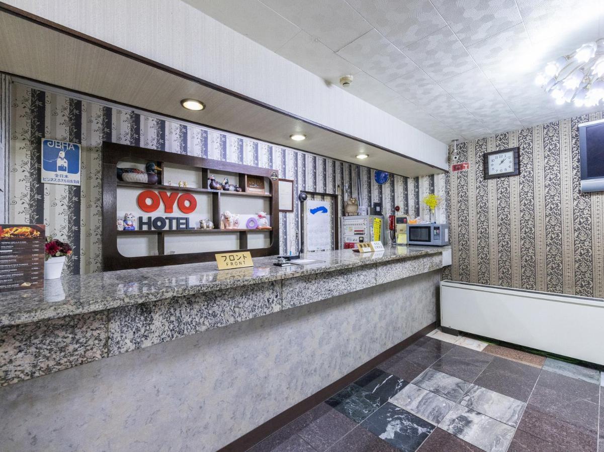 Oyo Joetsu Central Hotel Takada-Nakamachi Exterior foto